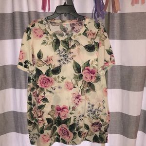 LulaRoe Floral T-Shirt 2X